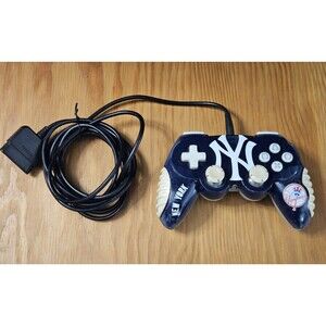 MadCatz New York Yankees MLB Wired Controller Playstation 2 PS2 Tested, Working